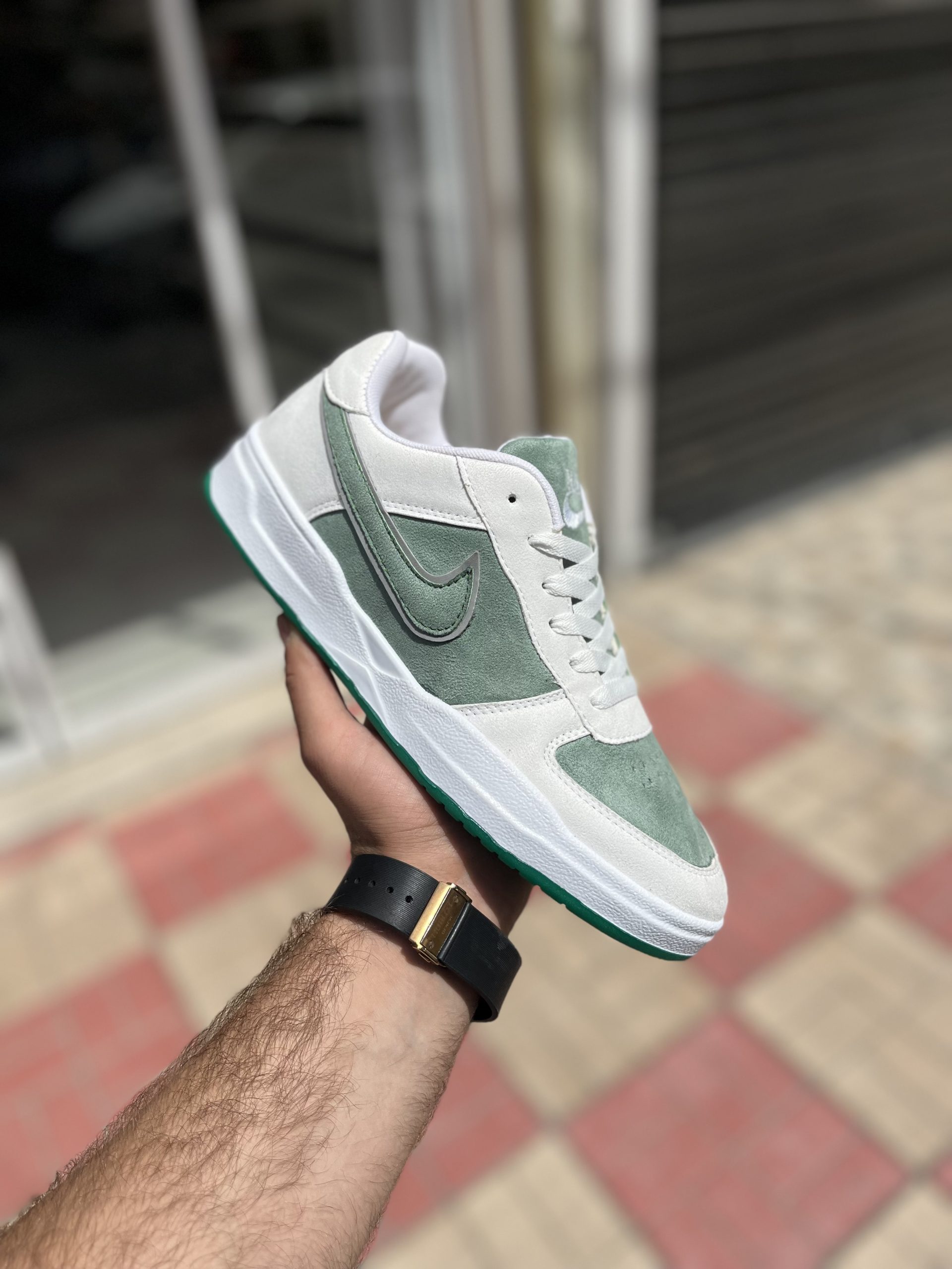 IMG_8608 کتونی نایک پورش سفید سبز مردانه - Image 1