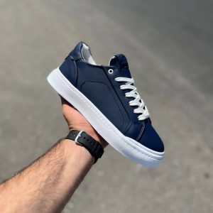 ونس pull & bear مینیمال سرمه ای زیره سفید مردانه